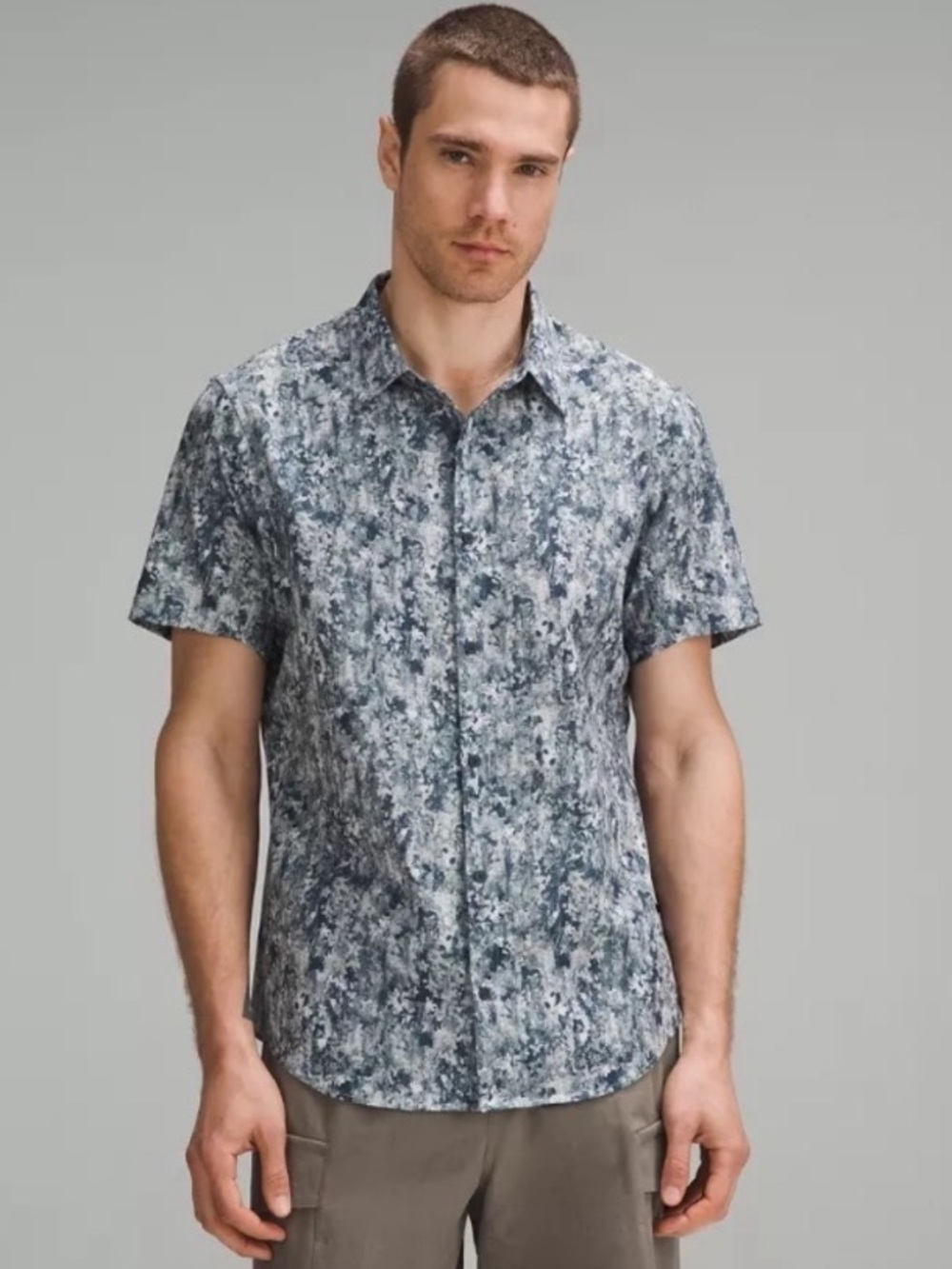 Airing East Short Sleeve Shirt NWT